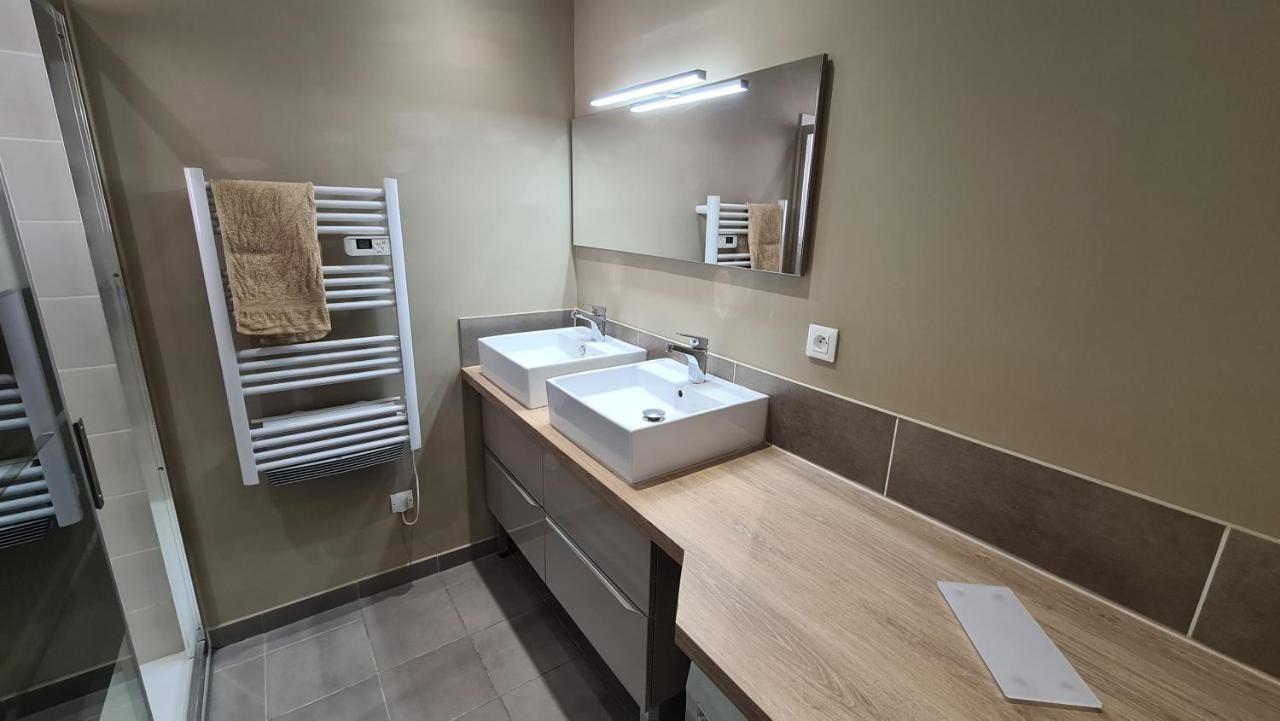 Appartement Moderne De 54 M, 2 Chambres La Seyne-sur-Mer Ngoại thất bức ảnh
